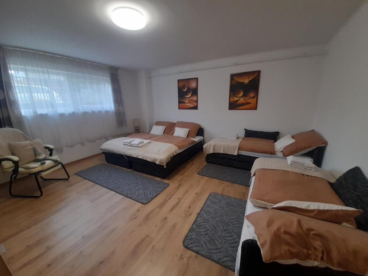 דירות Nyíregyháza Opal Apartman מראה חיצוני תמונה