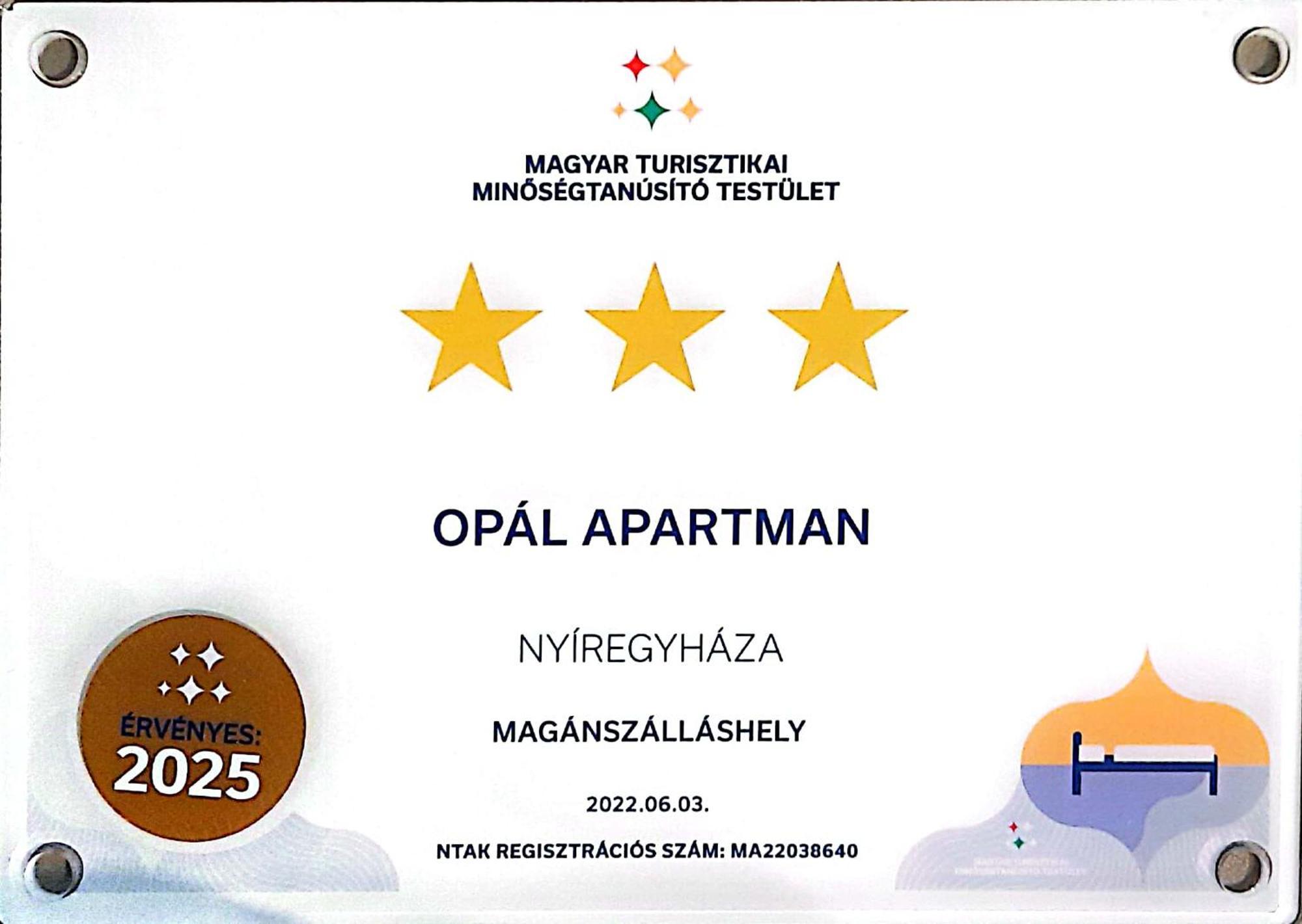 דירות Nyíregyháza Opal Apartman מראה חיצוני תמונה